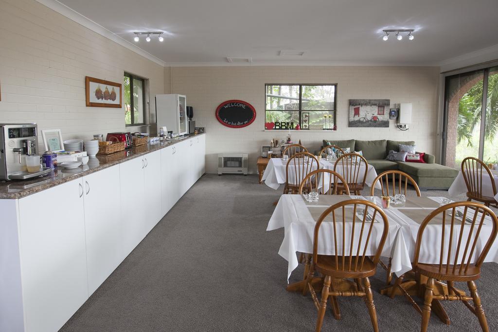 Batemans Bay Manor - Bed And Breakfast Exteriör bild