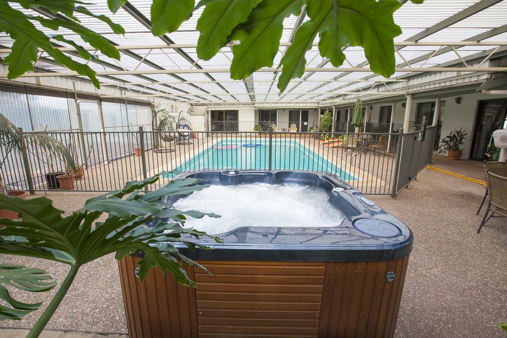 Batemans Bay Manor - Bed And Breakfast Exteriör bild