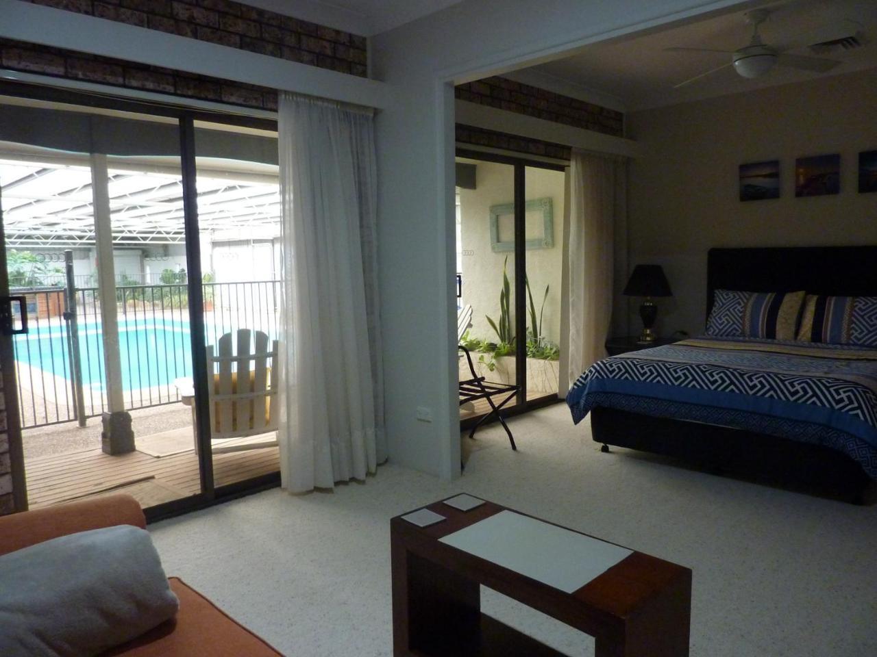 Batemans Bay Manor - Bed And Breakfast Exteriör bild